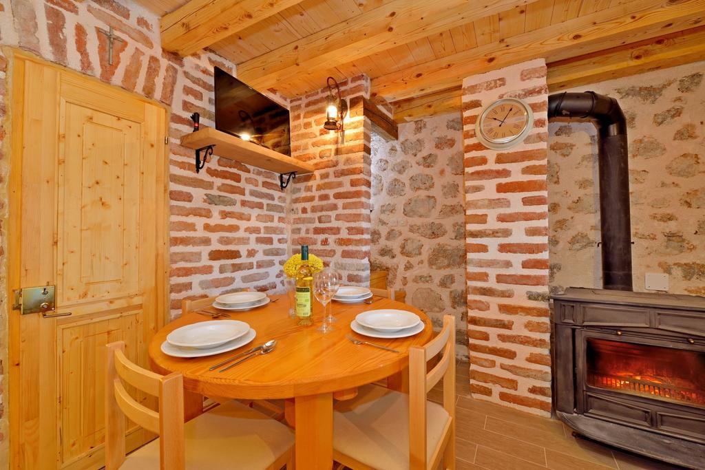 Villa House Martelina à Starigrad Paklenica Extérieur photo